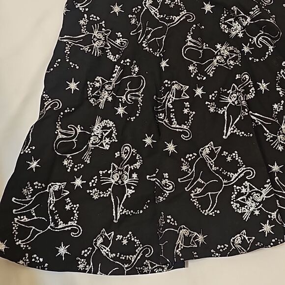 Sailor moon Silver Glitter Cat skirt xs - Picture 3 of 7